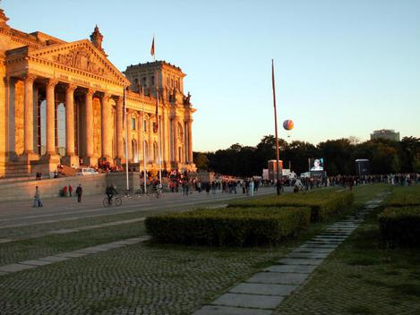  Reichstagsgebäude, Westportal