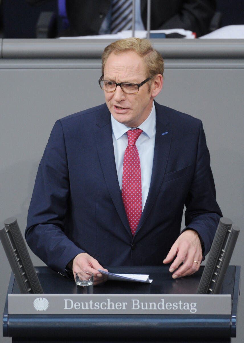 Holzenkamp, Franz-Josef Franz-Josef Holzenkamp, CDU/CSU, Bundestagsabgeordneter, Abgeordneter, Mitglied Deutscher Bundestag, MdB, Rede, 143. Sitzung, Top 3, Thema: Tierschutz, Redner 11.; Rednerpult.