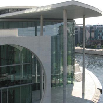  Marie-Elisabeth-Lüders-Haus, Außenansicht