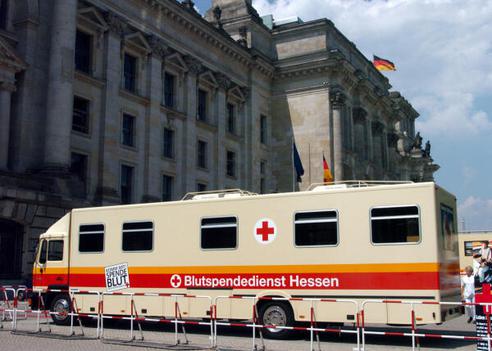  Reichstagsgebäude, Ostportal