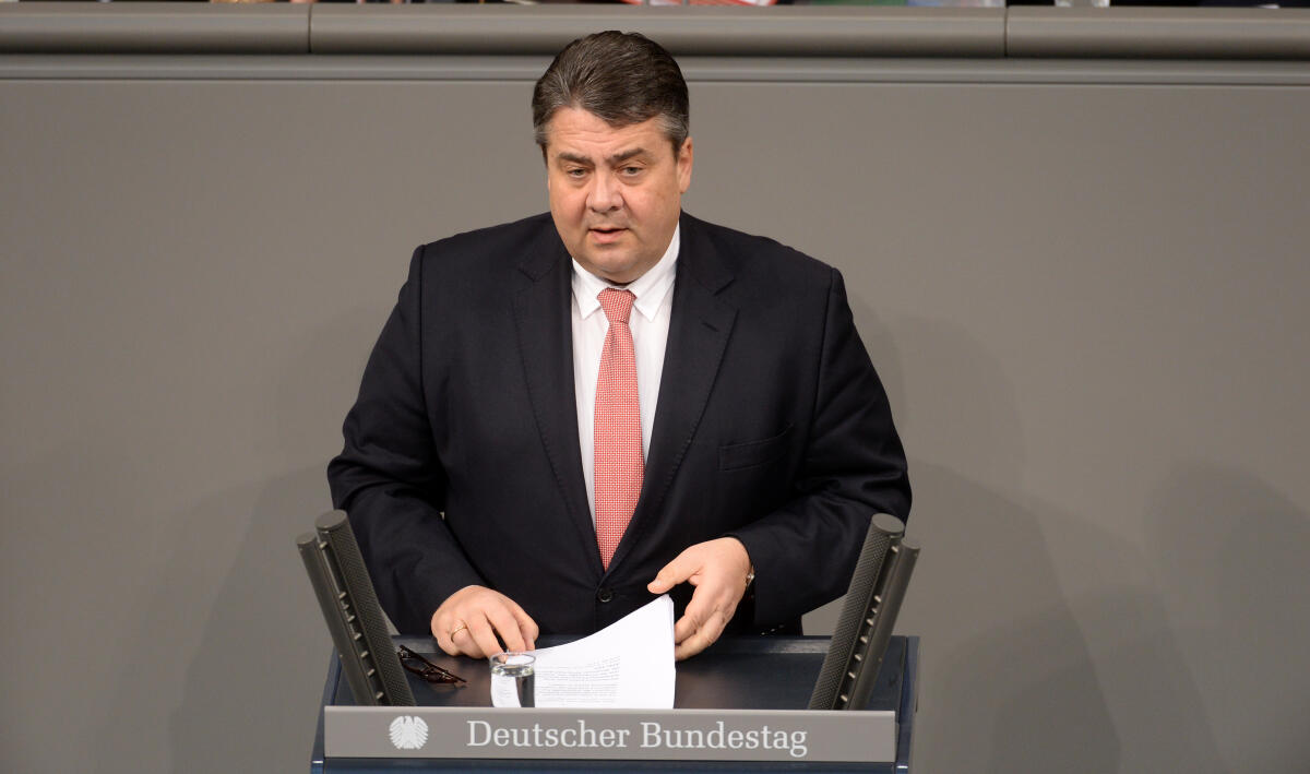 Bundesminister für Wirtschaft und Energie, Sigmar Gabriel (SPD), Regierungserklärung zum Jahreswirtschaftsbericht 2016 mit dem Titel Zukunftsfähigkeit sichern - Die Chancen des digitalen Wandels nutzen Gabriel, Sigmar Bundesminister für Wirtschaft und Energie, Sigmar Gabriel (SPD), Regierungserklärung zum Jahreswirtschaftsbericht 2016 mit dem Titel Zukunftsfähigkeit sichern - Die Chancen des digitalen Wandels nutzen