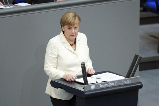 Merkel, Angela Reichstagsgebäude, Plenarsaal