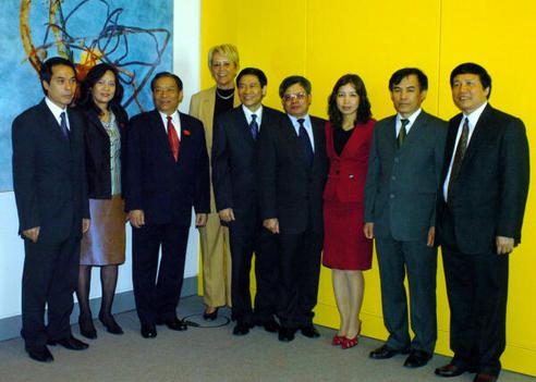 Kastner, Susanne; Thanh, Nguyen Phuc Reichstagsgebäude, Empfangsraum