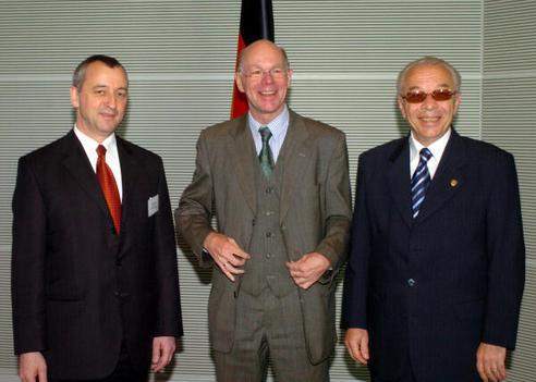 Lammert, Norbert; Pirinski, Georgi; Vascaroiu, Nicolae Reichstagsgebäude, Empfangsraum