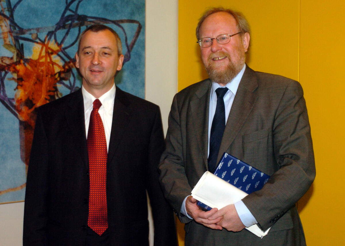Thierse, Wolfgang; Pirinski, Georgi Bundestagsvizepräsident Dr. h.c. Wolfgang Thierse, SPD, (li)  empfängt den Präsidenten der Nationalversammlung der Republik Bulgarien, Georgi Pirinski.; Empfang, Präsident