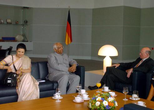Lammert, Norbert; Chatterjee, Somnath; Chatterjee, Renu Reichstagsgebäude, Empfangsraum