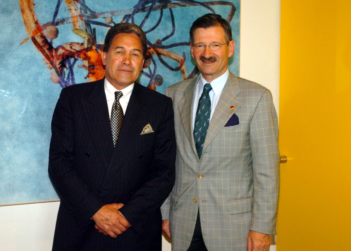 Solms, Hermann Otto; Peters, Winston Bundestagsvizepräsident Dr. Hermann Otto Solms, FDP, (re) empfängt den Außenminister Neuseelands, Winston Peters.