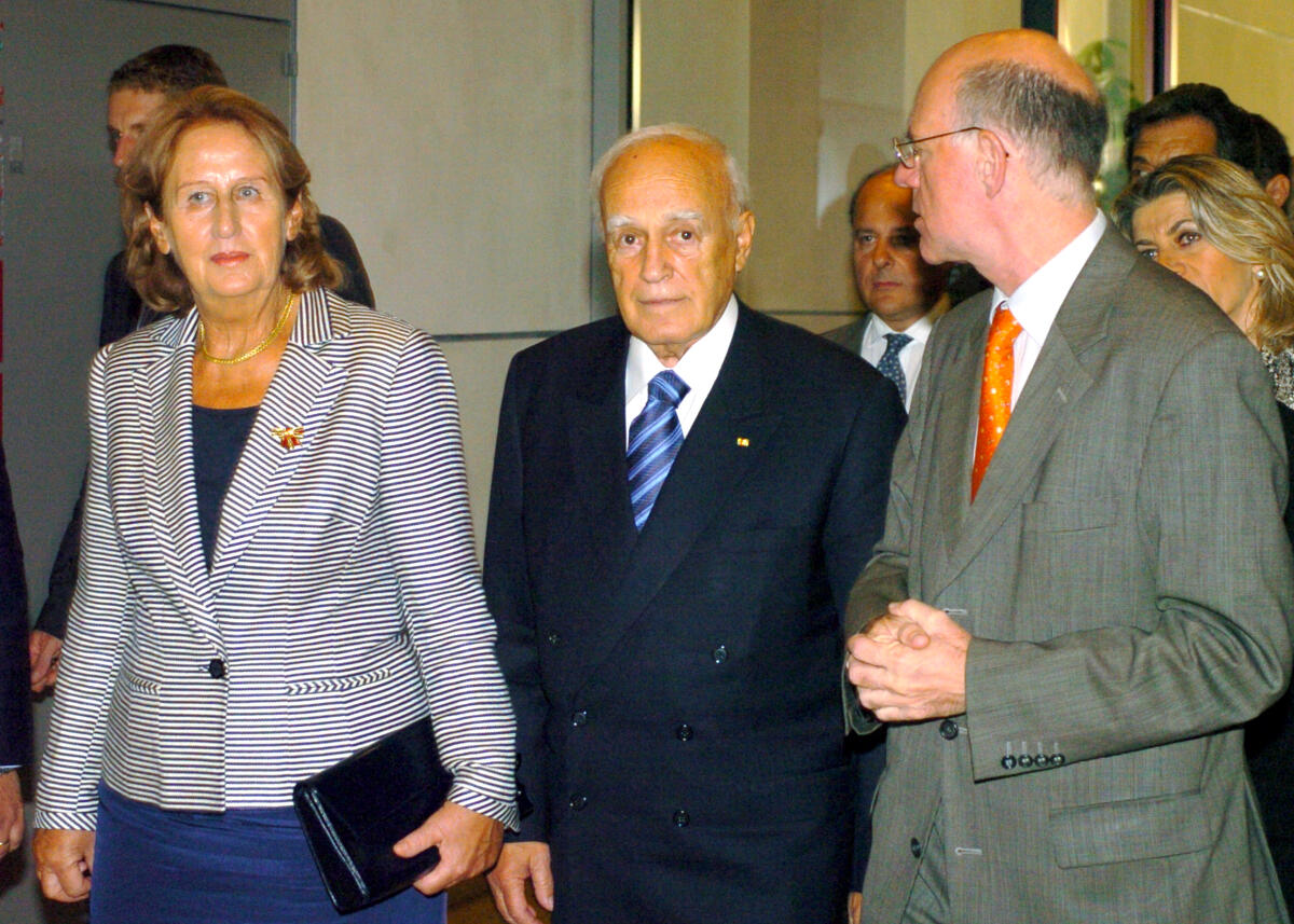Lammert, Norbert; Papoulias, Karolos; Papoulia, May Bundestagspräsident Dr. Norbert Lammert, CDU/CSU, (re) empfängt den griechischen Staatspräsidenten Karolos Papoulias und seine Ehefrau May Papoulia