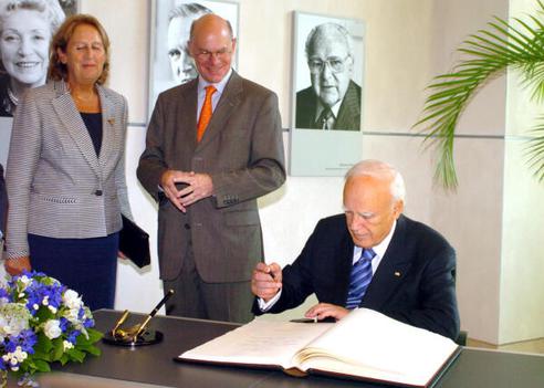 Lammert, Norbert; Papoulias, Karolos; Papoulia, May Reichstagsgebäude, Empfangsraum