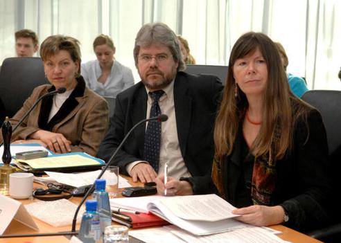 Bierwirth, Petra; Hoppe, Thilo; Höfken, Ulrike Marie-Elisabeth-Lüders-Haus, Anhörungssaal