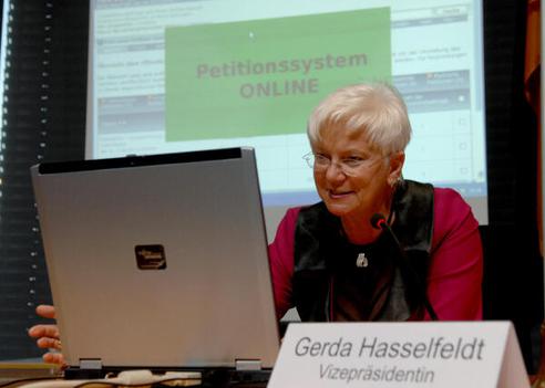 Hasselfeldt, Gerda Paul-Löbe-Haus, Sitzungssaal