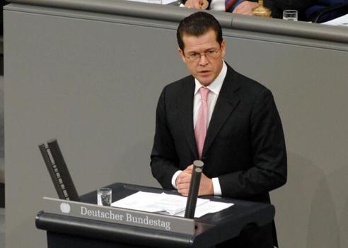 Guttenberg, Karl-Theodor Freiherr zu Reichstagsgebäude, Plenarsaal
