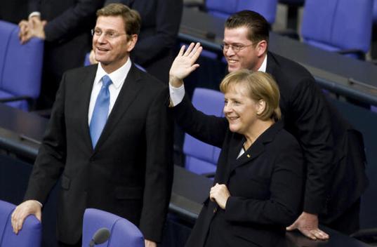 Merkel, Angela; Guttenberg, Karl-Theodor Freiherr zu; Westerwelle, Guido Reichstagsgebäude, Plenarsaal