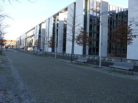  Paul-Löbe-Haus, Außenansicht