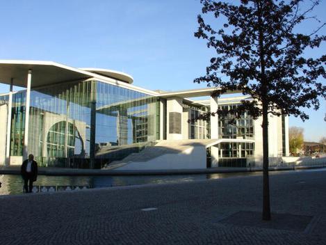  Marie-Elisabeth-Lüders-Haus, Außenansicht