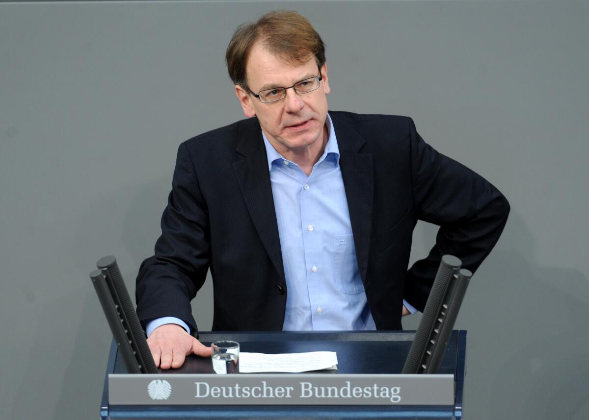 Kurth, Markus Markus Kurth, Bündnis 90/Die Grünen, Bundestagsabgeordneter, Abgeordneter, Mitglied des Deutschen Bundestages, MdB, Rede, Deutscher Bundestag, 3. Sitzung, Top 4, Thema: Rentenversicherungsbeitragssatz 2014.; Rednerpult.