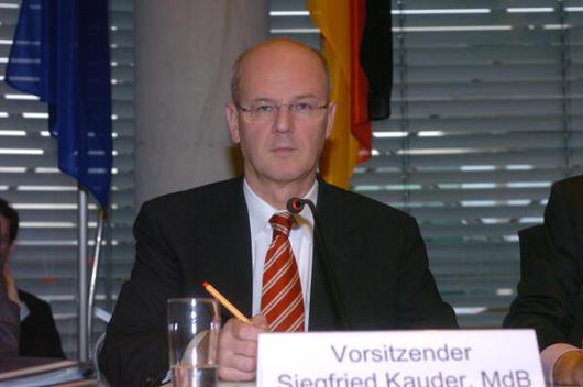 Kauder, Siegfried Paul-Löbe-Haus, Sitzungssaal