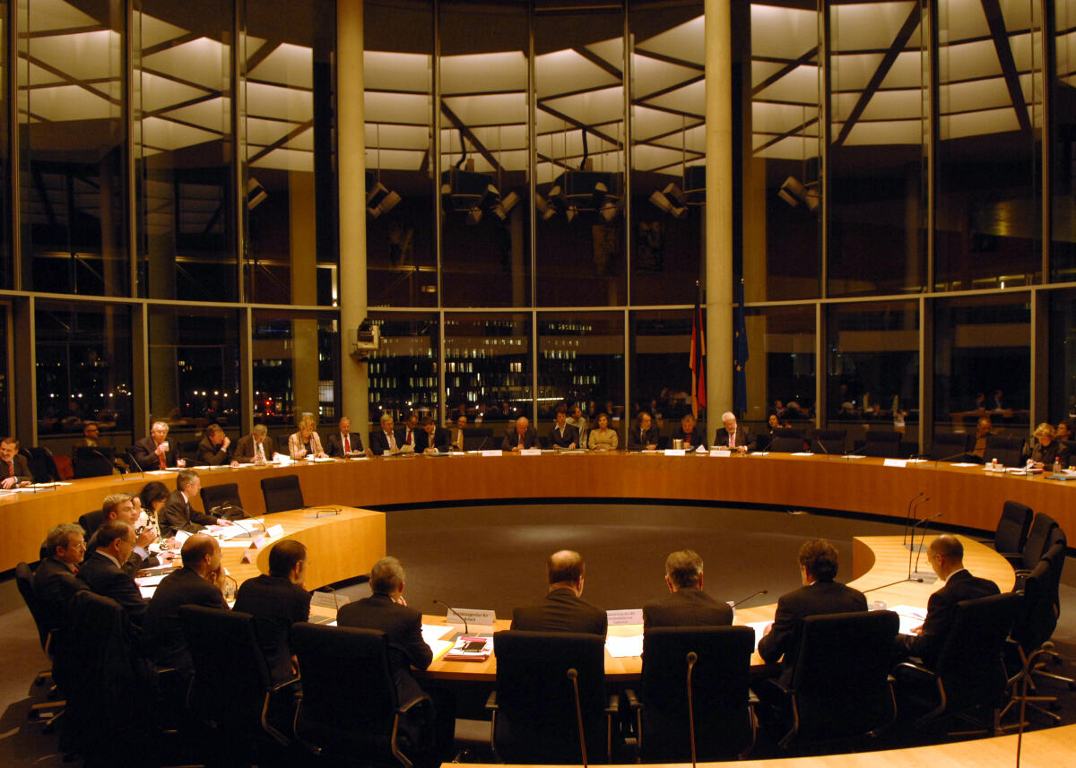  Öffentliche Anhörung des Ausschusses für Arbeit und Soziales im Deutschen Bundestag.; Übersicht.