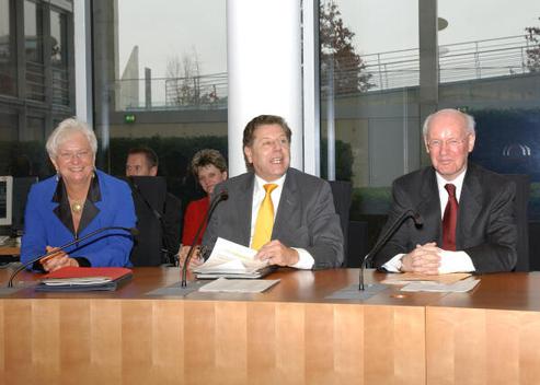 Hasselfeldt, Gerda; Oswald, Eduard; Stelzl, Hans-Joachim Paul-Löbe-Haus, Sitzungssaal