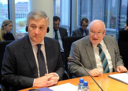 Hinsken, Ernst; Tajani, Antonio Paul-Löbe-Haus, Sitzungssaal