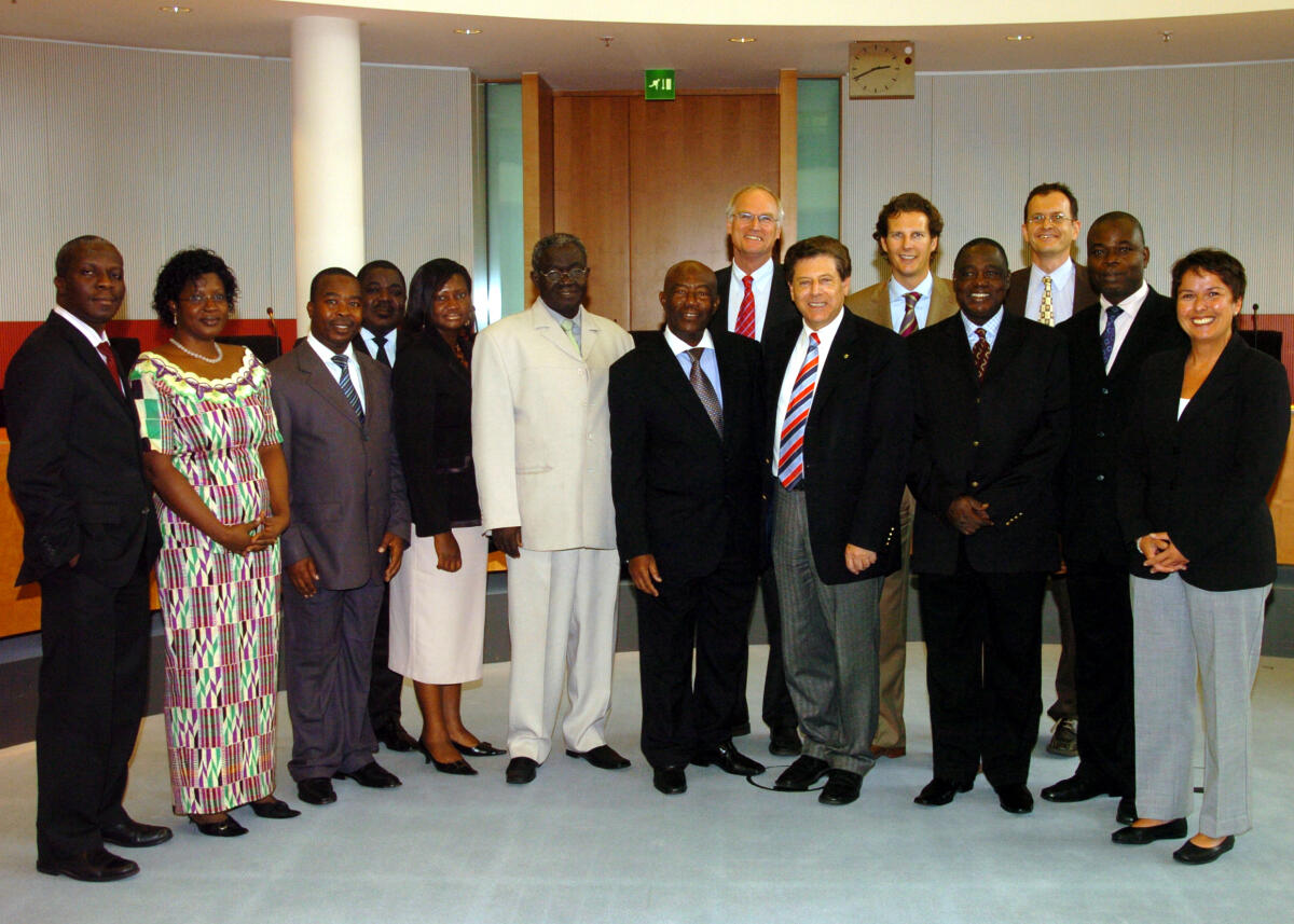  Gäste aus Ghana im Finanzausschuss des Deutschen Bundestages.; Ausschuss, Afrika