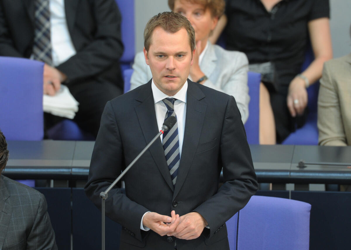 Bundesminister der Gesundheit, Daniel Bahr, FDP, 180. Sitzung des Deutschen Bundestag, Befragung der Bundesregierung am 23.05.2012 Bahr, Daniel Bundesminister der Gesundheit, Daniel Bahr, FDP, 180. Sitzung des Deutschen Bundestag, Befragung der Bundesregierung am 23.05.2012