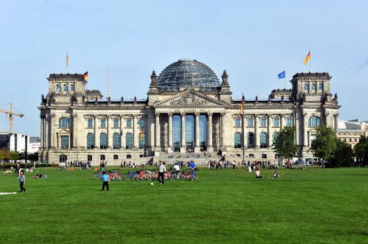  Reichstagsgebäude, Außenansicht
