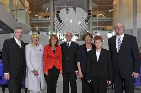 Singhammer, Johannes; Roth, Claudia; Bulmahn, Edelgard; Lammert, Norbert; Schmidt, Ulla; Pau, Petra; Hintze, Peter Reichstagsgebäude, Plenarsaal