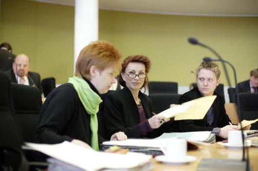 Pau, Petra; Jelpke, Ulla; Korte, Jan Paul-Löbe-Haus, Sitzungssaal
