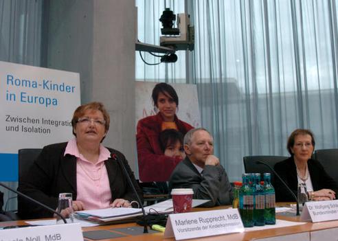 Rupprecht, Marlene; Schäuble, Wolfgang; Simonis, Heide Marie-Elisabeth-Lüders-Haus, Anhörungssaal