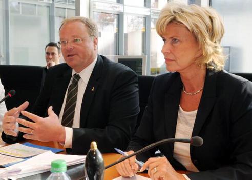 Niebel, Dirk; Wöhrl, Dagmar G. Paul-Löbe-Haus, Sitzungssaal