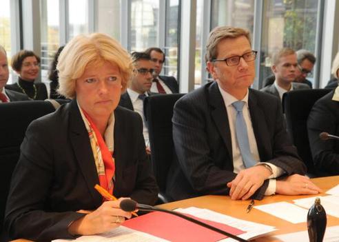 Grütters, Monika; Westerwelle, Guido Paul-Löbe-Haus, Sitzungssaal