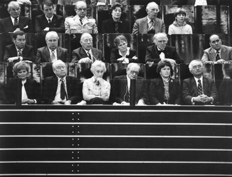 Kohl, Hannelore; Mende, Erich; Jäger, Richard Liegenschaften in Bonn, Plenargebäude
