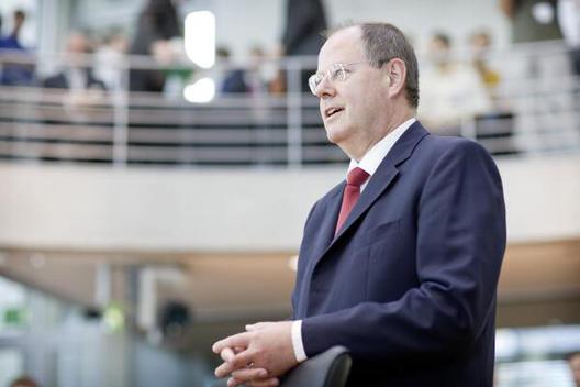 Steinbrück, Peer Paul-Löbe-Haus, Sitzungssaal