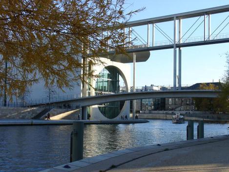  Marie-Elisabeth-Lüders-Haus, Außenansicht