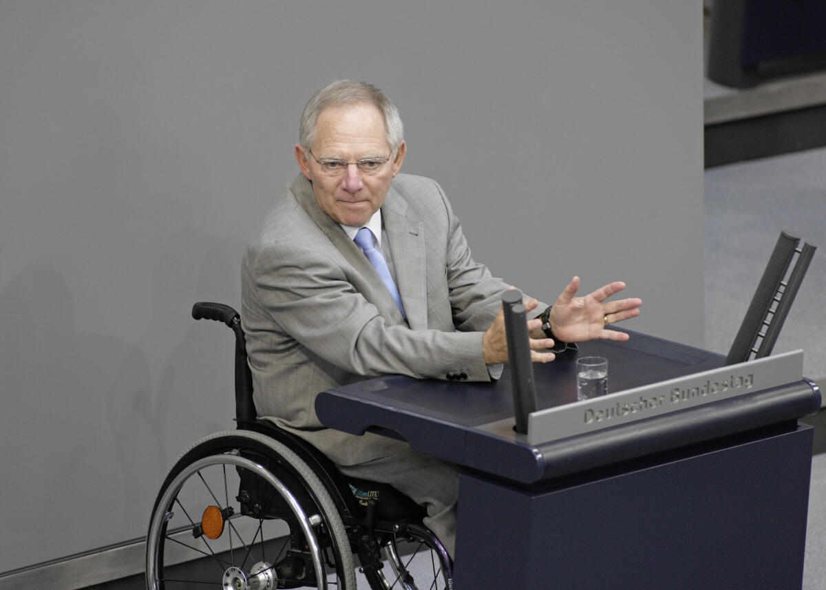 Wolfgang Schäuble, MdB, CDU /CSU Bundesinnenminister bei einer Rede im Plenarsaal am 20.06.2008 Schäuble, Wolfgang Wolfgang Schäuble, MdB, CDU /CSU Bundesinnenminister bei einer Rede im Plenarsaal am 20.06.2008