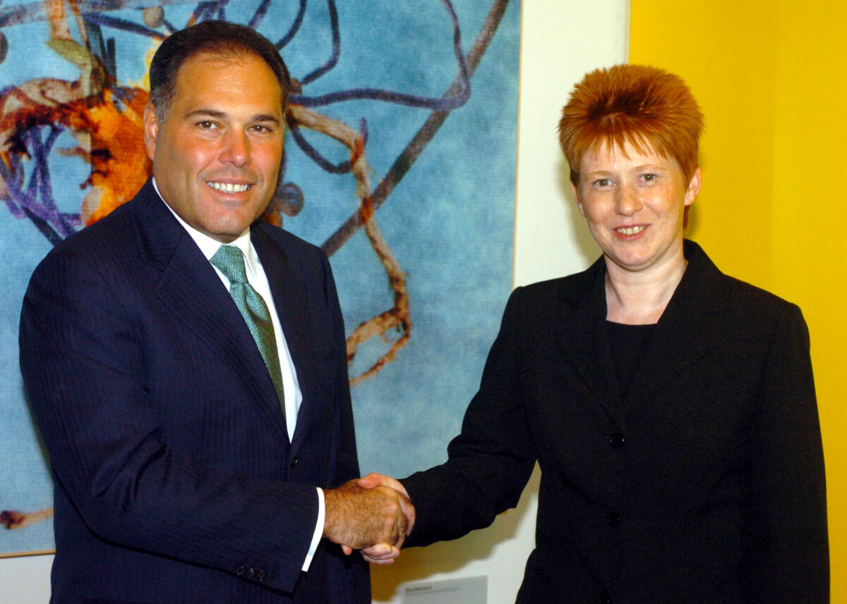 Pau, Petra; Navarro, Samuel Lewis Bundestagsvizepräsidentin Petra Pau, DIE LINKE. empfängt den Ersten Vizepräsidenten und Minister für Auswärtige Beziehungen der Republik Panama, Samuel Lewis Navarro