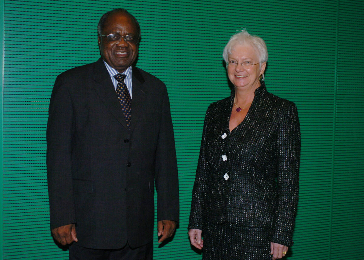 Hasselfeldt, Gerda; Pohamba, Hifikepunye Bundestagsvizepräsidentin Gerda Hasselfeldt, CDU/CSU,  empfängt den Präsidenten der Republik Namibia Hifikepunye Pohamba.