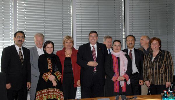 Lamers, Karl A.; Nachtwei, Winfried; Khalad, Abdul Hadi; Sultanzoy, Daud; Koofi, Fawzia; Barakzoy, Shukria Paul-Löbe-Haus, Sitzungssaal
