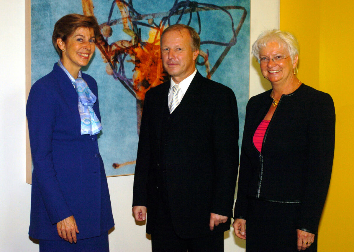 Hasselfeldt, Gerda; Barco, Carolina; Weiß, Peter Bundestagsvizepräsidentin Gerda Hasselfeldt, CDU/CSU, (re) empfängt die Außenministerin der Republik Kolumbien, Dr. Carolina Barco, (li), Peter Weiß, CDU/CSU (mitte)