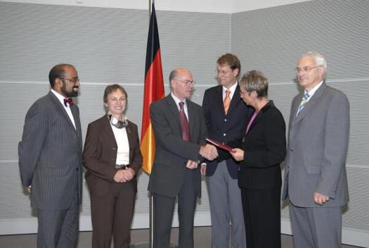 Winkler, Josef Philip; Lösekrug-Möller, Gabriele; Lammert, Norbert; Ackermann, Jens; Naumann, Kersten; Baumann, Günter Reichstagsgebäude, Empfangsraum