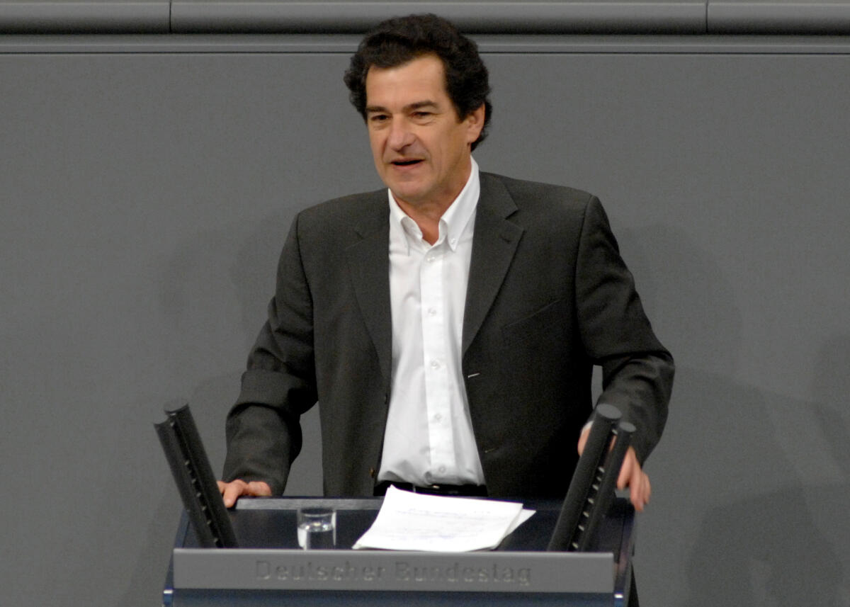 Klaus Barthel, SPD, Bundestagsabgeordneter, Abgeordneter, Mitglied des Deutschen Bundestages, MdB, Rede, Deutscher Bundestag, 121. Sitzung, TOP 18, Thema: Arbeitnehmer-Entsendegesetz.; Rednerpult. Barthel, Klaus Klaus Barthel, SPD, Bundestagsabgeordneter, Abgeordneter, Mitglied des Deutschen Bundestages, MdB, Rede, Deutscher Bundestag, 121. Sitzung, TOP 18, Thema: Arbeitnehmer-Entsendegesetz.; Rednerpult.