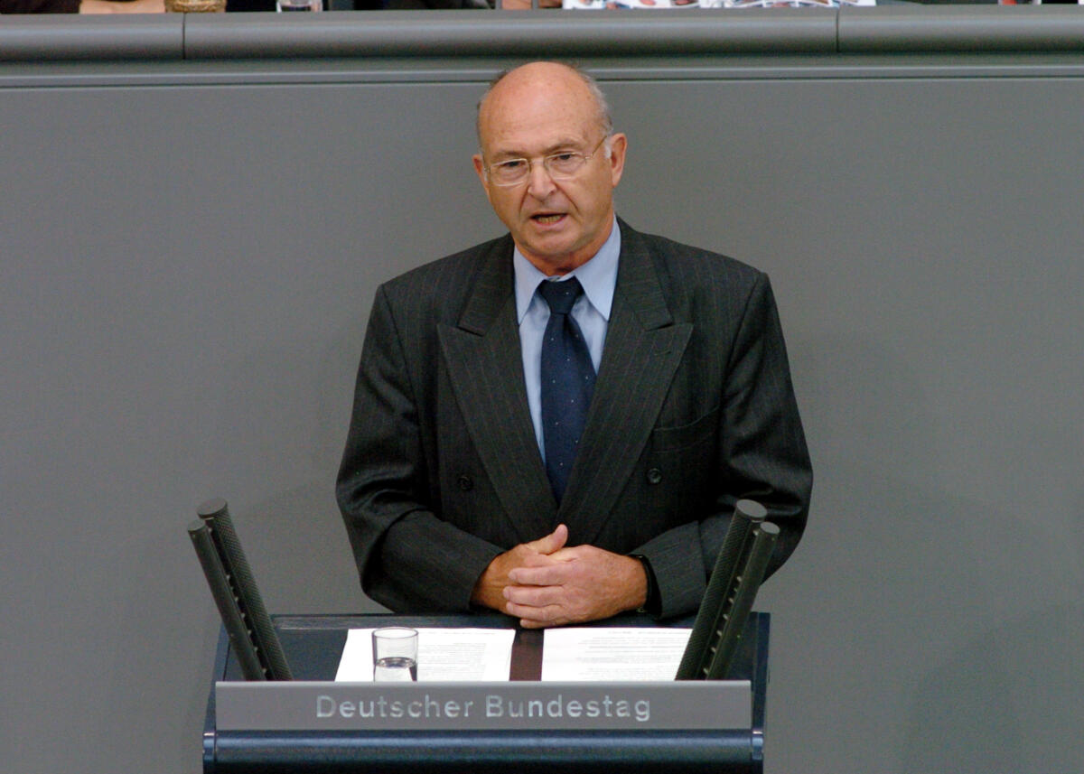 Bahr, Ernst Ernst Bahr, MdB, SPD, Rede, Deutscher Bundestag, 45. Sitzung, TOP1, Epl 10, Thema: Haushaltsgesetz 2007, Bundesministerium Ernährung, Landwirtschaft und Verbraucherschutz.