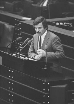 Möllemann, Jürgen W. 