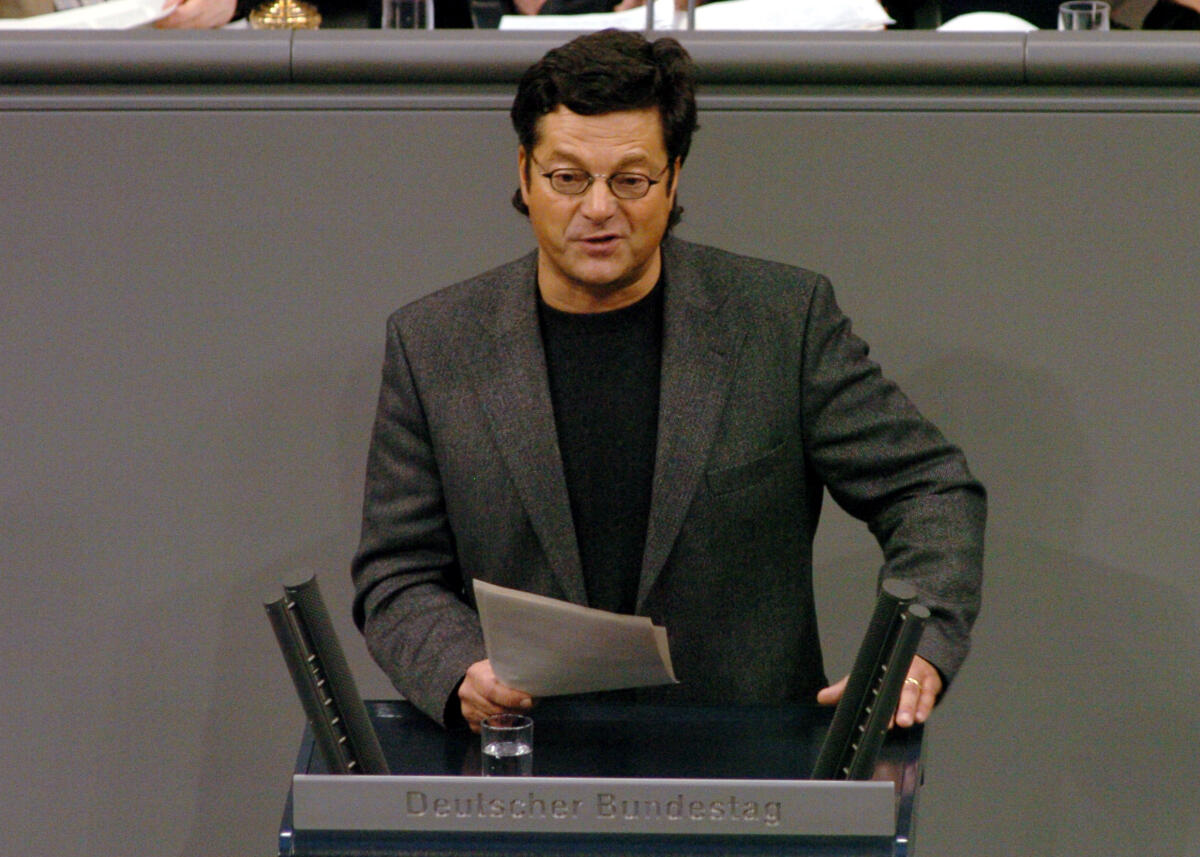 Dehm, Diether Diether Dehm, MdB, DIE LINKE., Rede, Deutscher Bundestag, 8. Sitzung, TOP 4, Thema: Europäischer Rat in Brüssel/Aussprache.; Rednerpult.