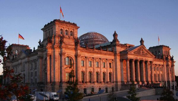  Reichstagsgebäude, Westportal