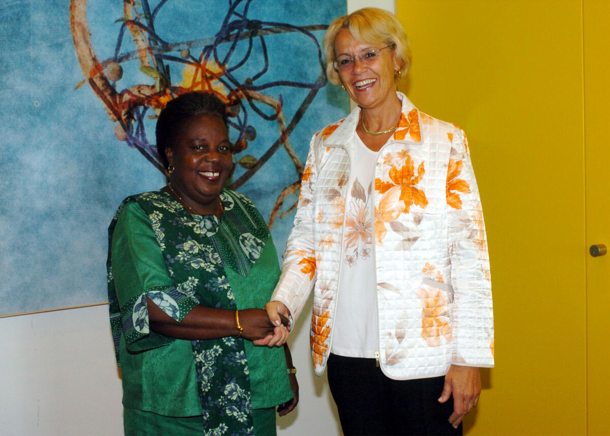Kastner, Susanne; Mongella, Gertrude Ibengwe Bundestagsvizepräsidentin Dr. h. c. Susanne Kastner, SPD, empfängt die Präsidentin des Panafrikanischen Parlaments, Botschafterin Gertrude Ibengwe Mongella.