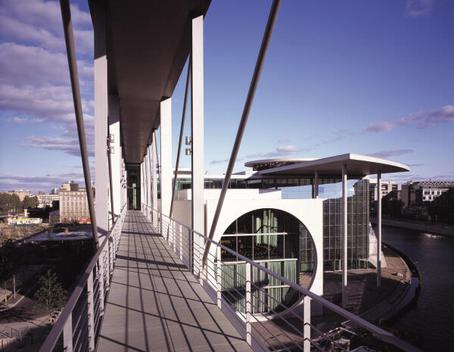  Marie-Elisabeth-Lüders-Haus, Außenansicht