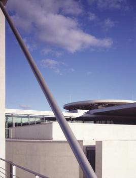  Marie-Elisabeth-Lüders-Haus, Außenansicht