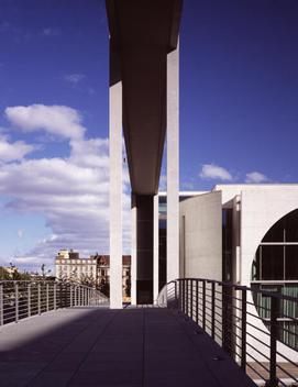  Marie-Elisabeth-Lüders-Haus, Außenansicht